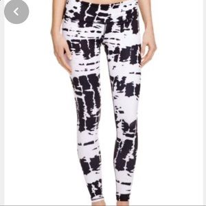 ALO Yoga airbrush tie dye leggings